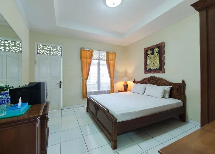 Oyo 3134 Puri Tamu Hotel 2*